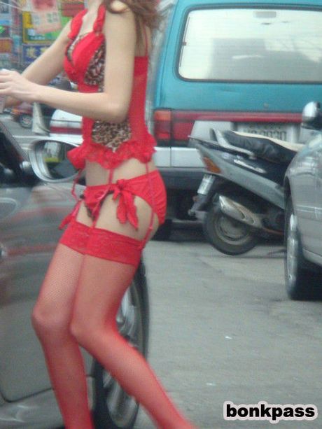 Scantily clad betelnut hotties