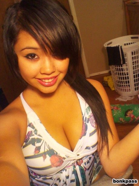 Asian girl posing naked with college roomie