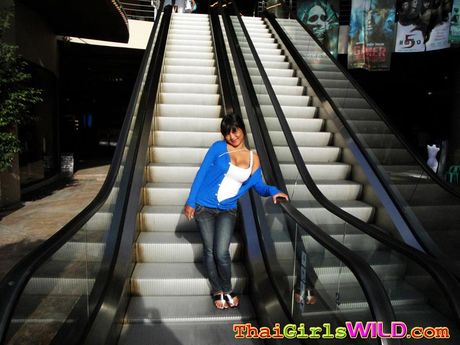 Random pictures of Thai teen Gail and her massive tits