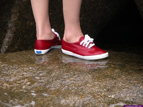 Shy Jenny agreed to show her naked body to our camera on the sea shore