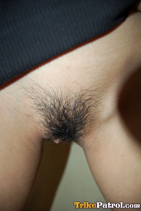 Skinny Asian teen Ashlee gets her pussy licked and fucked by a horny guy