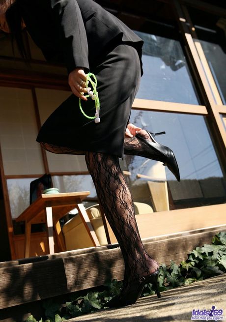 Miho Sonoda - Asian widow mourns husband by a picture