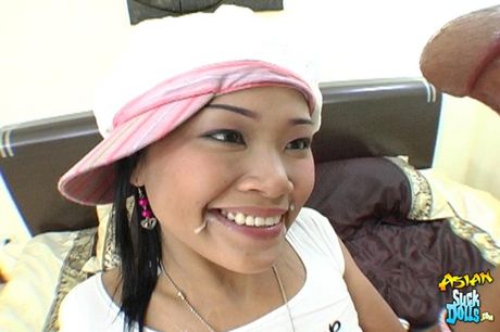 Asian teen Tun gets her hairy pussy licked and dicked by a horny guy